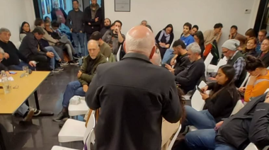 Conmoción en la UNLP: un docente se descompensó en una asamblea y falleció