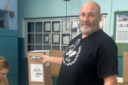 Votó Santiago Cúneo: "Tu voto, tu arma, defende la Patria"