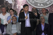"El 26 de octubre veremos de qué color queda el mapa”: Kicillof cerró el plenario de la CGT con críticas a Milei