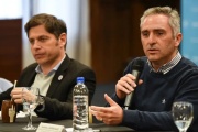 Andrés Larroque cargó contra Máximo Kirchner y La Cámpora en defensa de Axel Kicillof