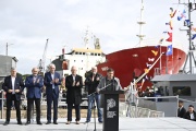 Kicillof encabezó el acto de entrega de embarcaciones de instrucción junto a los intendentes Alak, Secco y Cagliardi