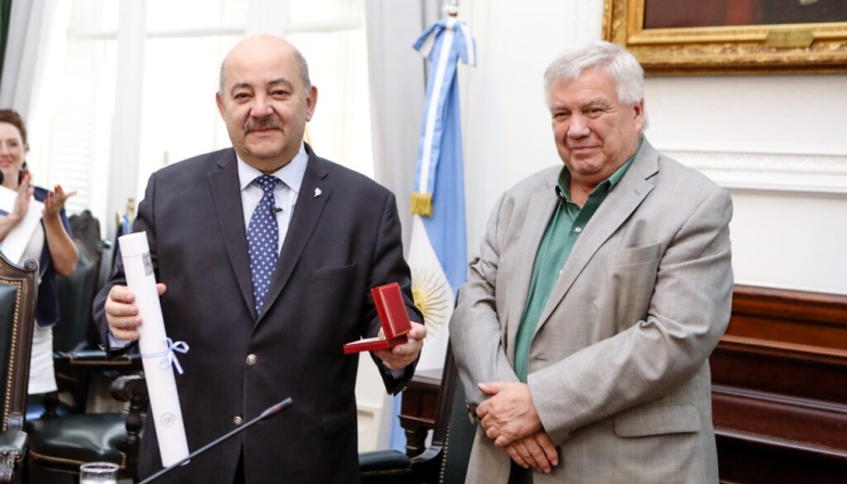 Fernando Tauber recibió el reconocimiento de Doctor Honoris Causa de la UBA