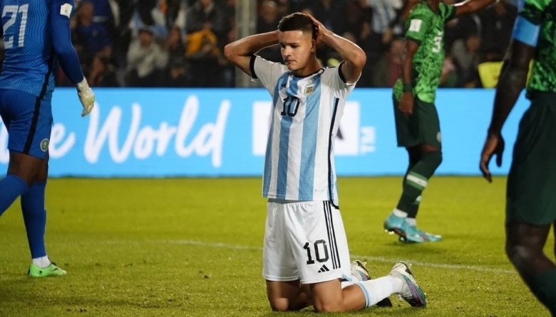 Derrota inesperada: Argentina perdió 2 a 0 contra Nigeria y se despidió del mundial