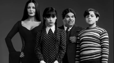 Netflix lanzó el primer trailer oficial de “Wednesday” la serie dirigida por Tim Burton sobre Merlina Addams