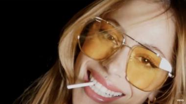 Tini sorprendió a sus fans con el estreno del videoclip de "Las Jordans"