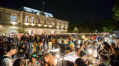 La Noche de las Ferias tendrá su última edición del año en La Plata