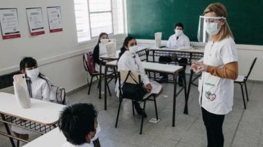 Evalúan retomar las clases presenciales el miércoles