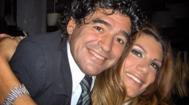 “¿Por ser travesti y feminista no puedo llorar al Diez?” Florencia de la V y su relación con El Diez