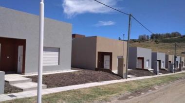 Avanzan lentamente las entregas de viviendas