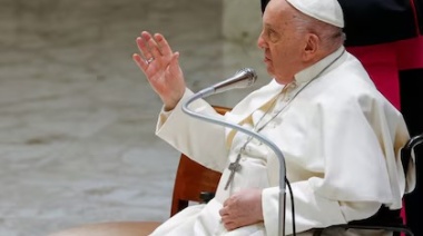 El papa Francisco continúa en tratamiento: recibe oxigenoterapia y exámenes clínicos