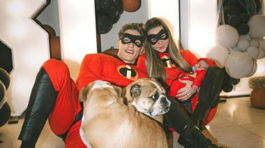 El disfraz de Garnacho para Halloween y el polémico detalle de su bebé en el piso