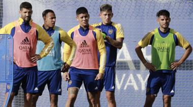 Marcos Rojo salió con molestias de su primer entrenamiento
