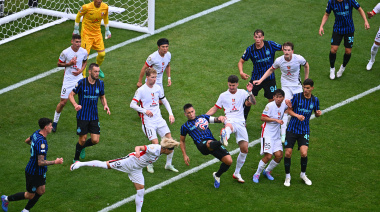 Con goles de Lautaro Martínez y Carboni, Inter lo dio vuelta sobre el final y complicó a River