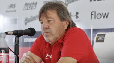 Con la mira en Racing, Zielinski arma el equipo
