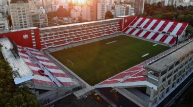 Estudiantes recibe a Racing