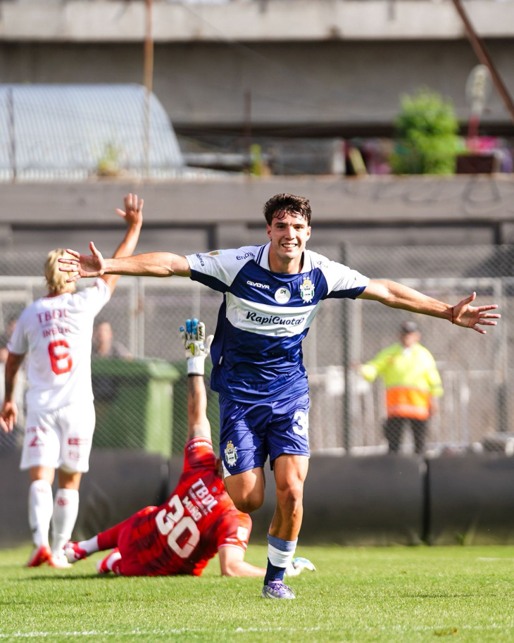 Manuel Panaro está de racha, convirtió ante Platense, ante Unión y ante Barracas.