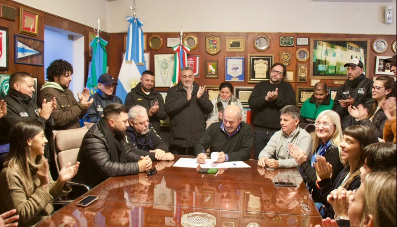 Ensenada: Secco anunció un aumento para los trabajadores municipales