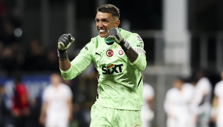 Muslera se aleja de Estudiantes y está a un paso de firmar con Peñarol