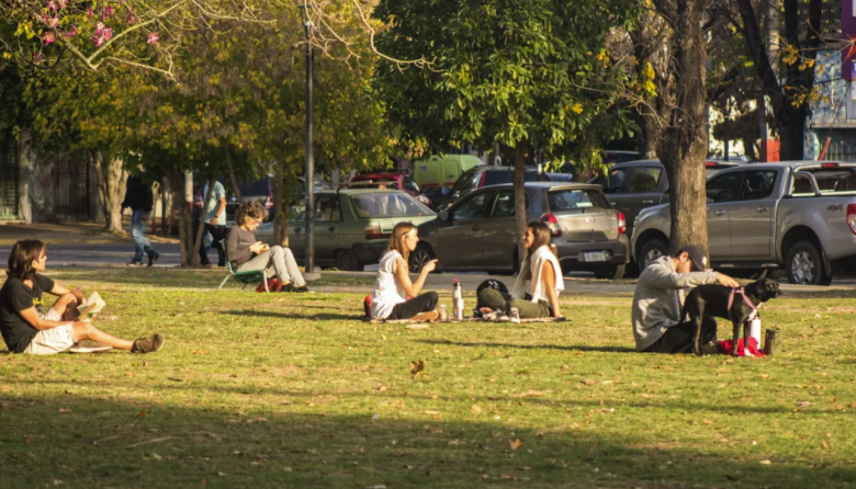 Clima en La Plata: día cálido con tormentas hacia la noche