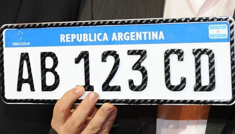 Circular sin patente en Argentina: montos de multas y reglas de la DNRPA en 2025