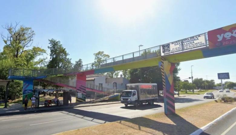 Murió la joven que se había arrojado desde un puente en el Camino Centenario
