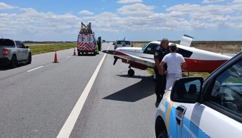 Susto camino a la Costa: una avioneta tuvo que aterrizar de emergencia en plena ruta