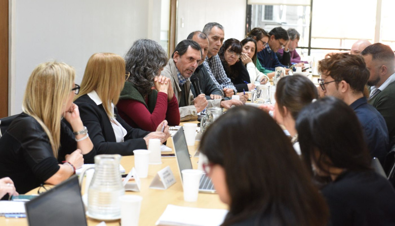 La Provincia ofreció un aumento del 2% y los gremios docentes y estatales lo rechazaron