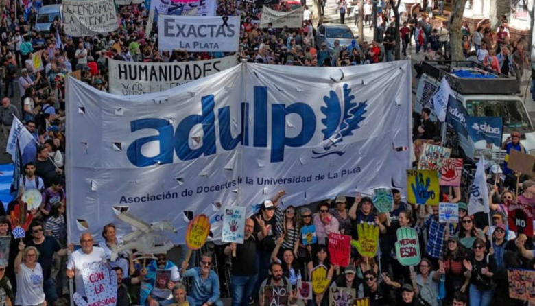 Paro de docentes de la UNLP: ADULP se suma a la marcha contra la reforma laboral