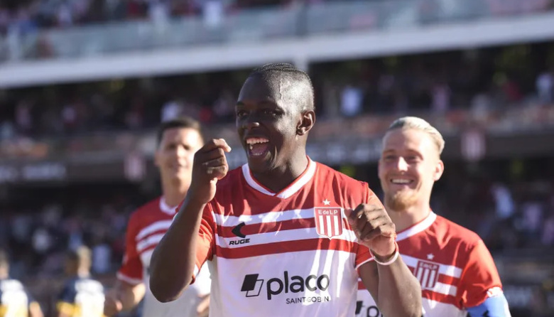 Edwuin Cetré, cada vez más cerca de Boca: cómo es la oferta por el 100%