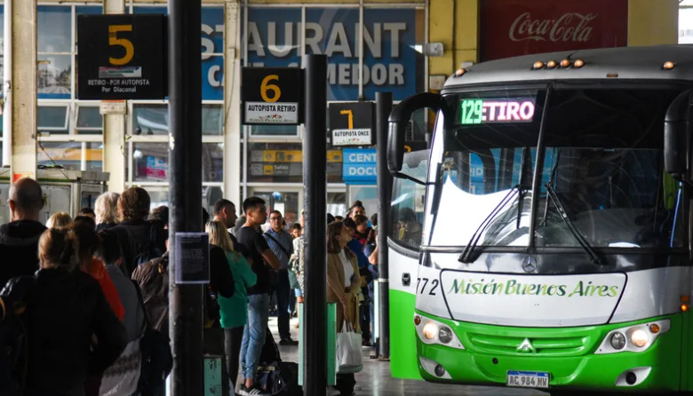 Nuevo aumento en colectivos del AMBA: cuánto cuesta el boleto y qué pasa en La Plata