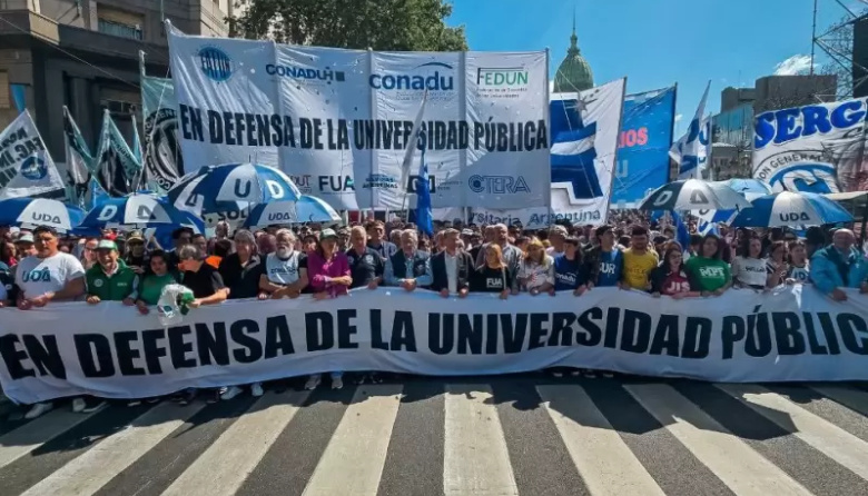 Conflicto por el financiamiento universitario: convocan a paros docentes de una semana