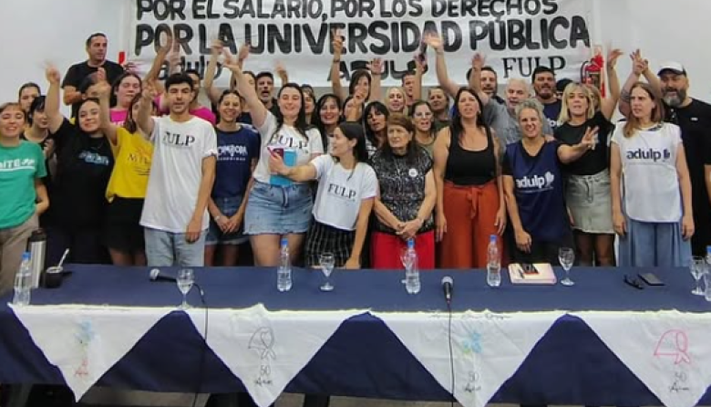 La advertencia de los gremios universitarios a Milei: "si no cumplen la ley..."