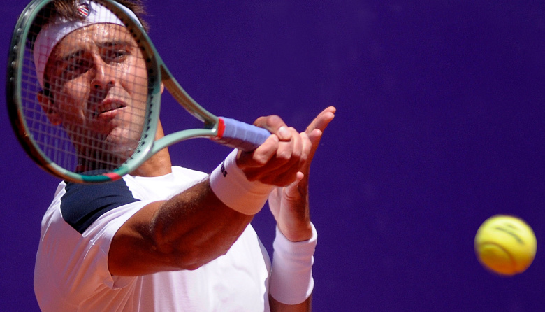 Etcheverry dio pelea, pero cayó ante Alcaraz y se despidió de Montecarlo