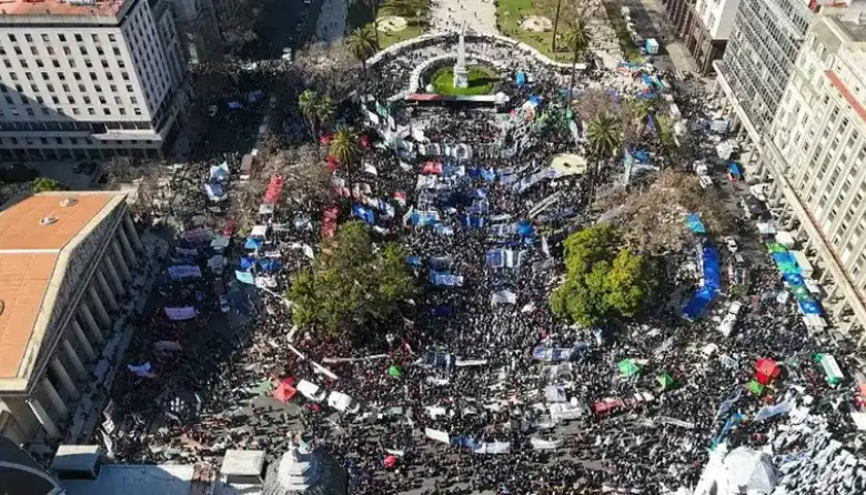 La CGT convocó a una movilización a Plaza de Mayo para el 30 de abril