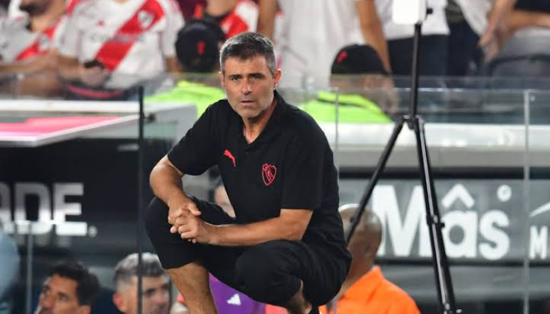 Vaccari podría ser el nuevo DT de Gimnasia: resta la aprobación de la CD