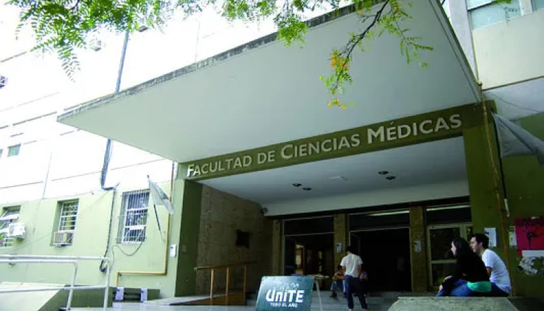Estudiantes de la Facultad de Ciencias Médicas denuncian fallas en las inscripciones
