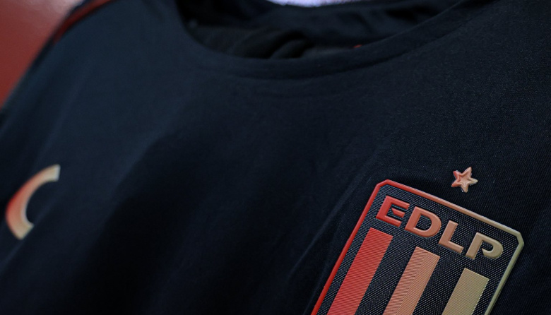 La camiseta negra de Estudiantes ya está a la venta: cuánto cuesta