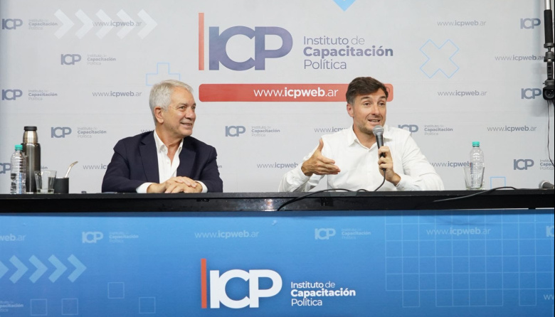 Con Alak y Ghi, comenzó un ciclo de conferencias sobre gestión y territorio