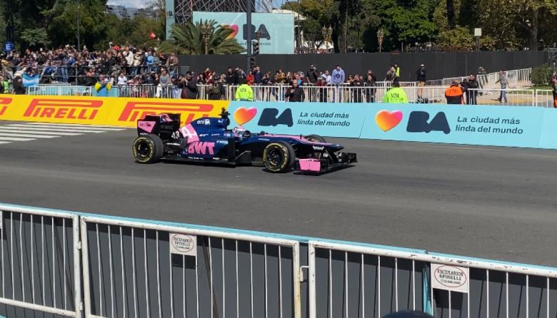 F1 en Buenos Aires: los trompos de Franco Colapinto en Avenida Libertador