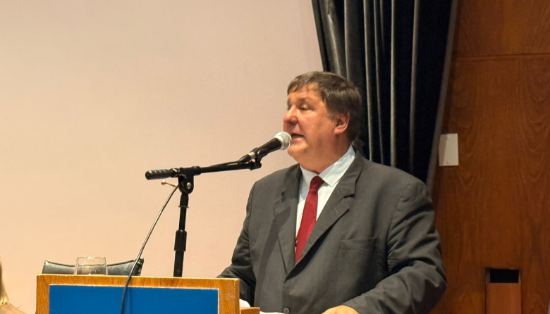 Gustavo Marín asumió como nuevo decano de la Facultad de Ciencias Médicas