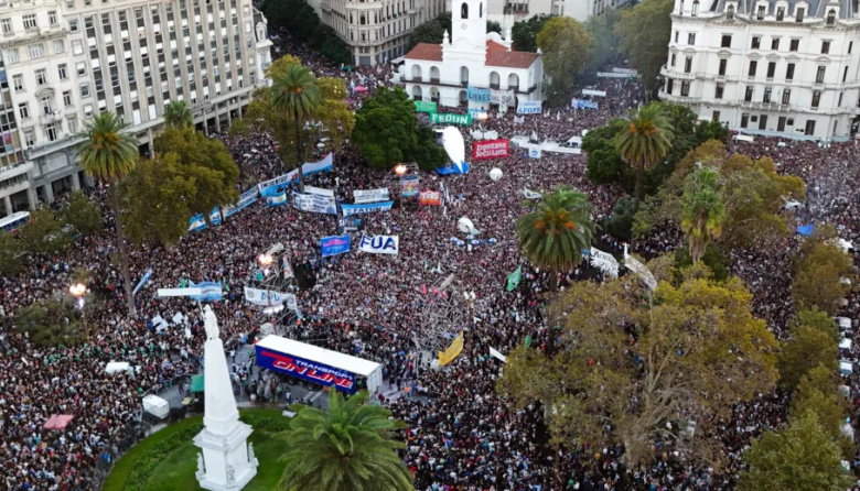 El Gobierno ajustó más de $78 mil millones antes de la Marcha Federal Universitaria