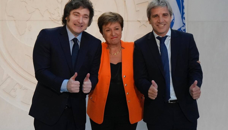 El FMI pidió cambios en Ganancias y Monotributo para una reforma tributaria en Argentina