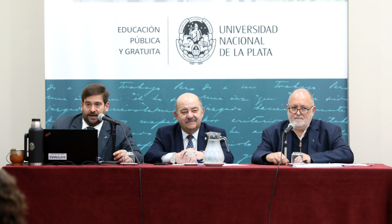 Acompañarán a Tauber hasta 2030: la UNLP aprobó su nuevo gabinete de autoridades