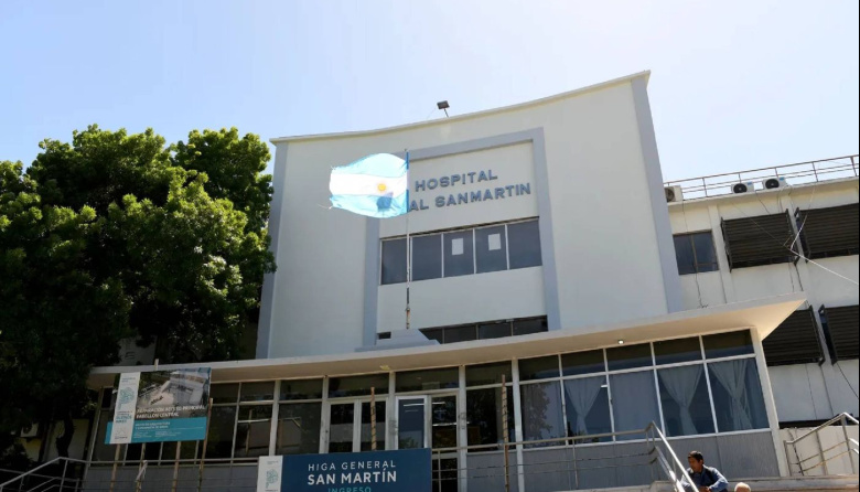 Una mujer sufrió graves quemaduras al intentar encender una salamandra en San Carlos