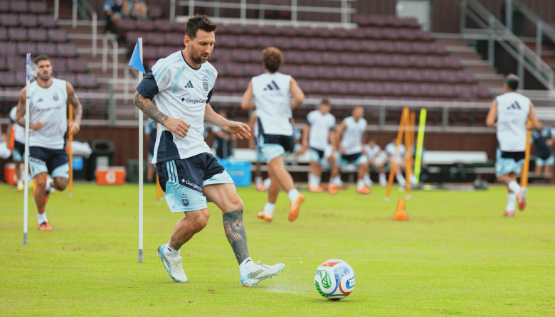 Argentina afina detalles ante Islandia y ya piensa en el debut frente a Argelia