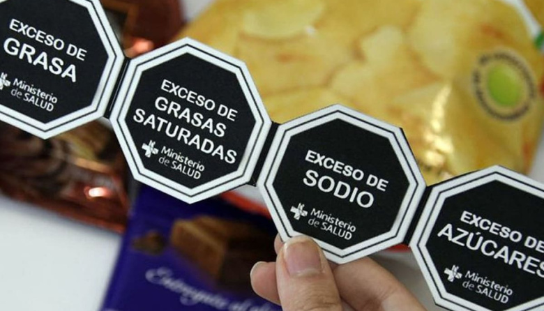 Etiquetado frontal: crece el debate por la posible derogación de la ley