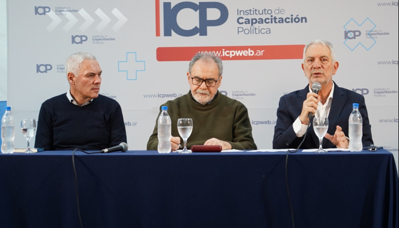Alak y Cagliardi encabezaron una capacitación del PJ bonaerense sobre las transformaciones del orden global