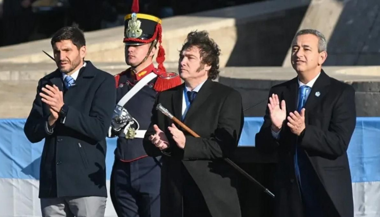 Milei definió a Belgrano como “el primer intelectual liberal económico argentino” en el acto por el Día de la Bandera