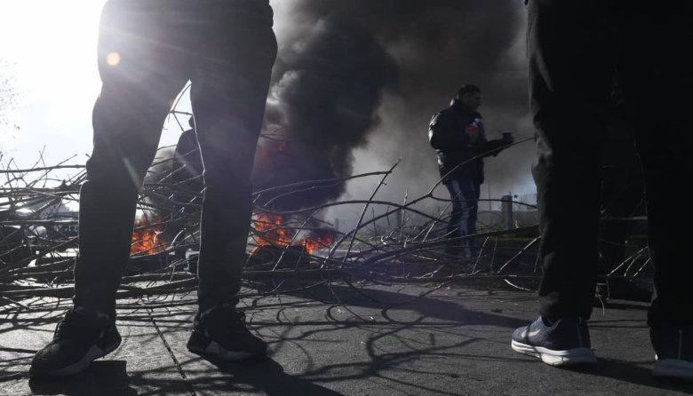 Taxistas y remiseros volvieron a protestar en La Plata por la falta de GNC
