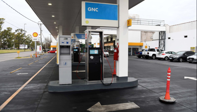 Cinco estaciones de servicio vuelven a vender GNC en La Plata